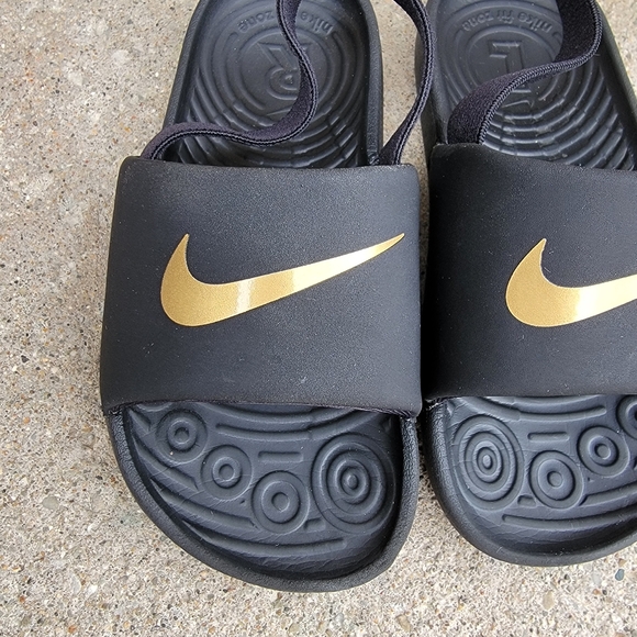 Nike Kawa Black Gold Toddler Slide Sandals 9C - Picture 4 of 11